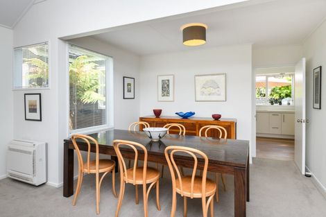 Photo of property in 26 Manapouri Crescent, Hokowhitu, Palmerston North, 4410