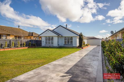 Photo of property in 646 Springs Road, Prebbleton, 7604