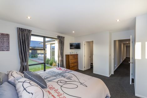 Photo of property in 41 Te Whenu Crescent, Marshland, Christchurch, 8083