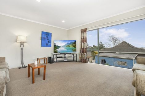 Photo of property in 2/17 Chevis Place, Pakuranga, Auckland, 2010