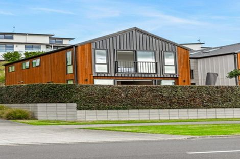 Photo of property in 66 Arran Point Parade, Orewa, 0931