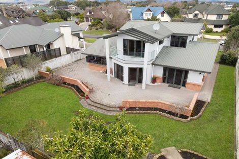 Photo of property in 27 Kilkenny Place, Fitzherbert, Palmerston North, 4410