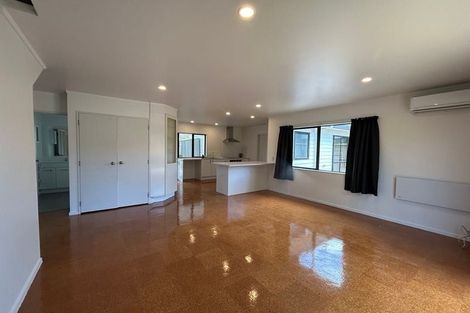 Photo of property in 112 Second View Avenue, Beachlands, Auckland, 2018