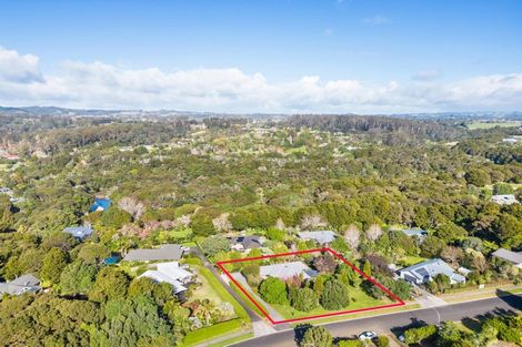 Photo of property in 15 Edkins Road, Kerikeri, 0230