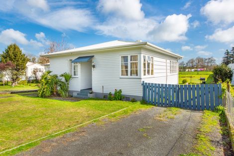 Photo of property in 84 Great South Road, Huntly, 3700