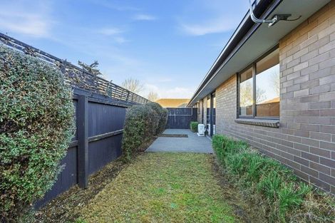 Photo of property in 1/137 Maidstone Road, Ilam, Christchurch, 8041
