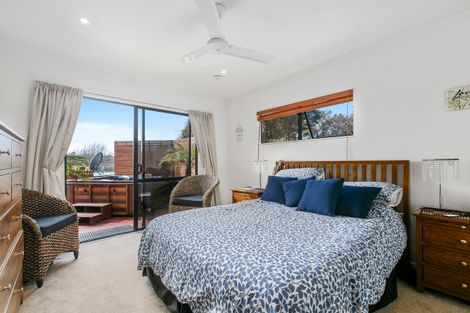 Photo of property in 9 Dobell Road, Stanmore Bay, Whangaparaoa, 0932