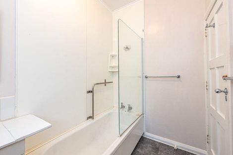 Photo of property in 33 Sedgebrook Street, Whanganui East, Whanganui, 4500