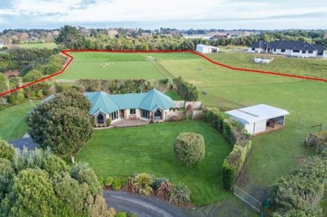 Photo of property in 28 Waipuna Grove, Levin, 5571