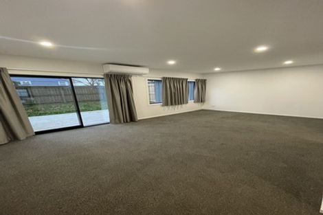 Photo of property in 70b Arimu Road, Papakura, 2110