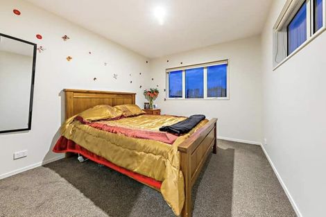 Photo of property in 13 Divide Loop, Takanini, 2112