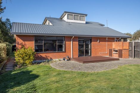 Photo of property in 28 Rubens Place, Burnside, Christchurch, 8053