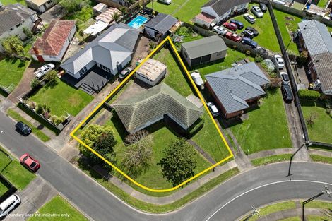 Photo of property in 73 Dale Crescent, Pakuranga, Auckland, 2010