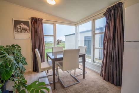 Photo of property in 128 Avon Road, Clifton, Invercargill, 9812