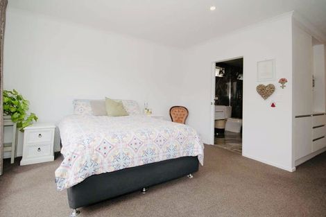 Photo of property in 45 Sarawak Drive, Kerikeri, 0230