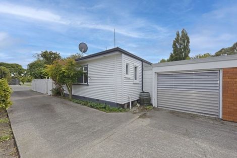 Photo of property in 1/42 Nortons Road, Avonhead, Christchurch, 8042