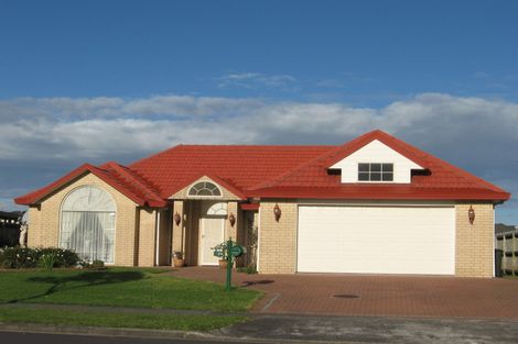 Photo of property in 59 Tington Avenue, Wattle Downs, Auckland, 2103