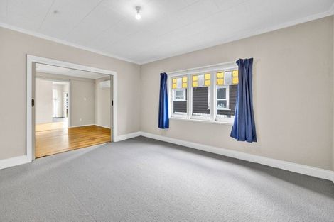 Photo of property in 257 Princes Street, Hawera, 4610