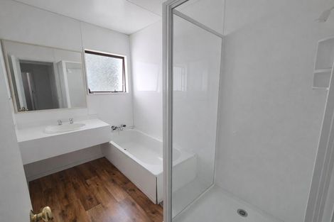 Photo of property in 25 Matipo Crescent, Pukete, Hamilton, 3200