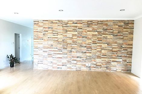 Photo of property in 17 Carrickdawson Drive, Flat Bush, Auckland, 2019