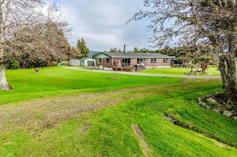 Photo of property in 390 Robertson Road, Harihari, 7884