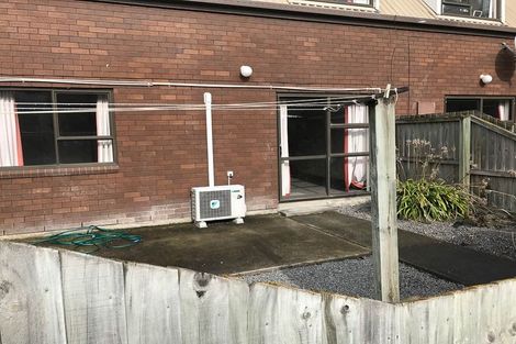 Photo of property in 57 Brockworth Place, Riccarton, Christchurch, 8011