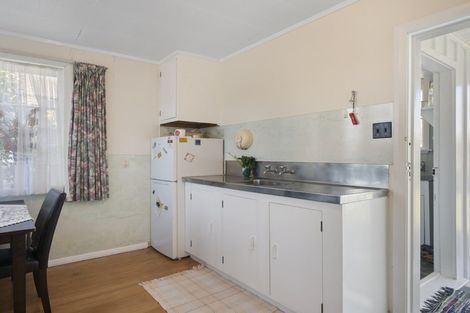 Photo of property in 18 Moheke Avenue, Roslyn, Palmerston North, 4414