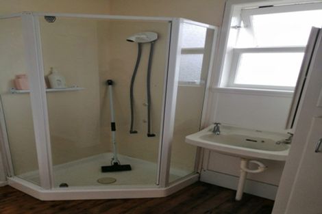 Photo of property in 2 Otanerua Road, Hatfields Beach, Orewa, 0931