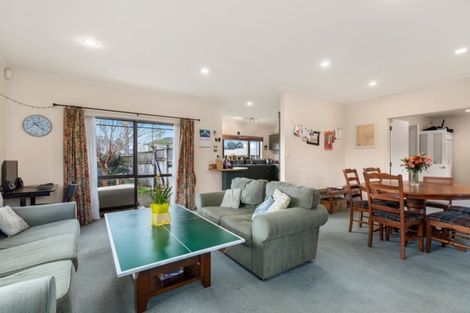 Photo of property in 50 Keswick Crescent, Huntington, Hamilton, 3210