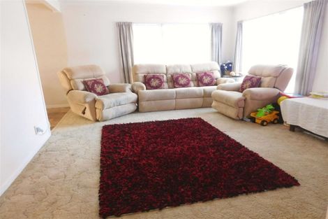 Photo of property in 2/42 Borich Road, Sunnyvale, Auckland, 0612