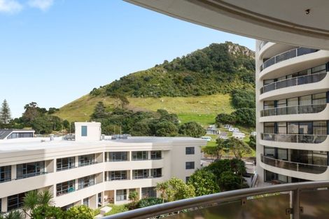 Photo of property in Oceanside Tower 1, 3/2c Marine Parade, Mount Maunganui, 3116
