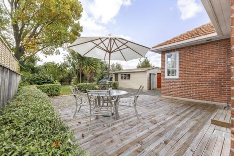 Photo of property in 54 Savage Crescent, West End, Palmerston North, 4412