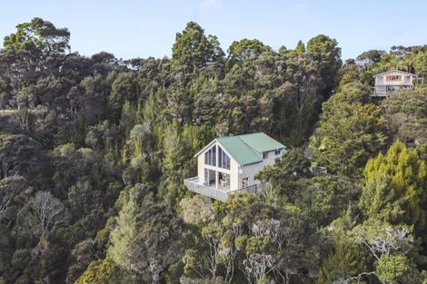 Photo of property in 33 Ward Drive, Opua, 0200