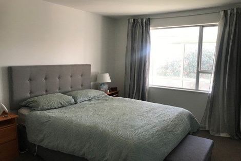 Photo of property in 118 Avonhead Road, Avonhead, Christchurch, 8042