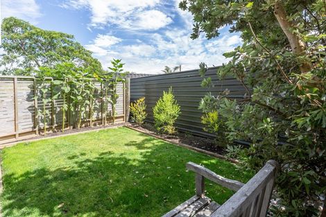 Photo of property in 500a Main North Road, Bay View, Napier, 4104