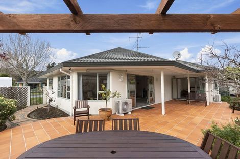 Photo of property in 44 Mary Huse Grove, Manor Park, Lower Hutt, 5019