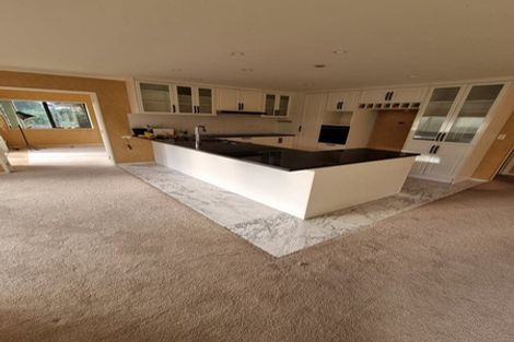 Photo of property in 3 Cricklade Terrace, Windsor Park, Auckland, 0632