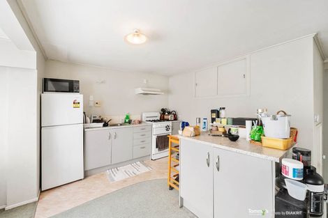 Photo of property in 120 Tinakori Road, Thorndon, Wellington, 6011