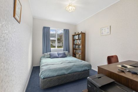 Photo of property in 14 Akron Grove, Totara Park, Upper Hutt, 5018