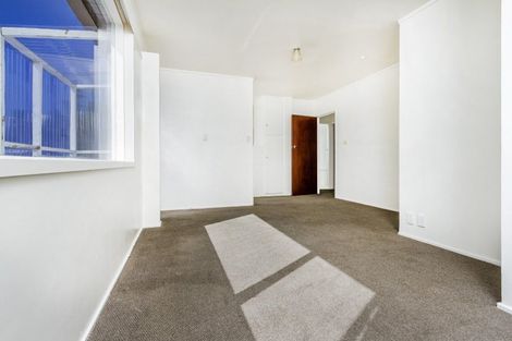 Photo of property in 1/91 Verran Road, Birkenhead, Auckland, 0626