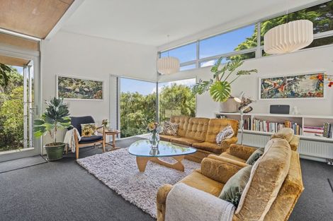 Photo of property in 94 Sidlaw Street, Strathmore Park, Wellington, 6022