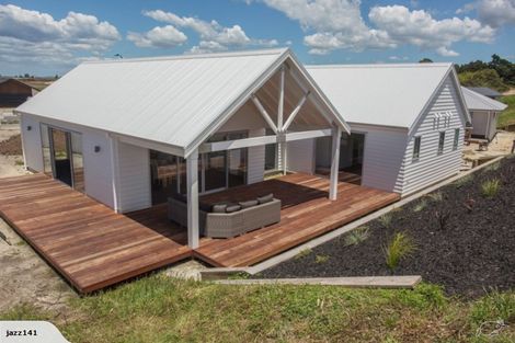 Photo of property in 68 Stace Hopper Drive, One Tree Point, 0118