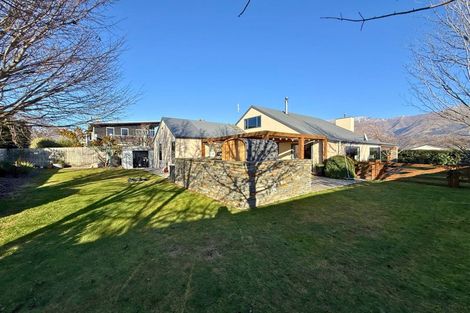 Photo of property in 67 Kings Drive, Wanaka, 9305