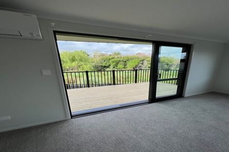 Photo of property in 12 Wrybill Way, Welcome Bay, Tauranga, 3112