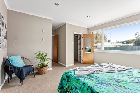 Photo of property in 17 Marian Drive, Inner Kaiti, Gisborne, 4010