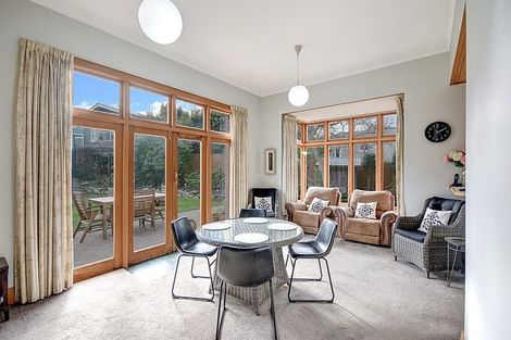 Photo of property in 135 Eglinton Road, Mornington, Dunedin, 9011