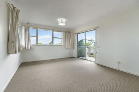 Photo of property in 44 Sequoia Place, Sunnynook, Auckland, 0620