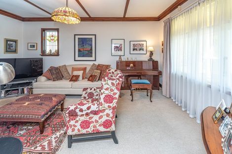 Photo of property in 15 Godwin Crescent, College Estate, Whanganui, 4500