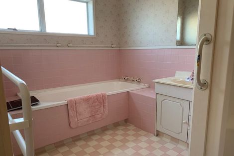 Photo of property in 10a Hardley Street, Whitiora, Hamilton, 3200