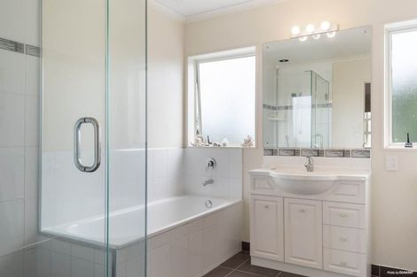 Photo of property in 12 Lime Crescent, Papakura, 2110